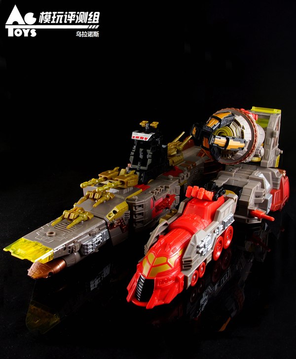 Transformers Platinum Edition Omega Supreme In Hand Image  (9 of 33)
